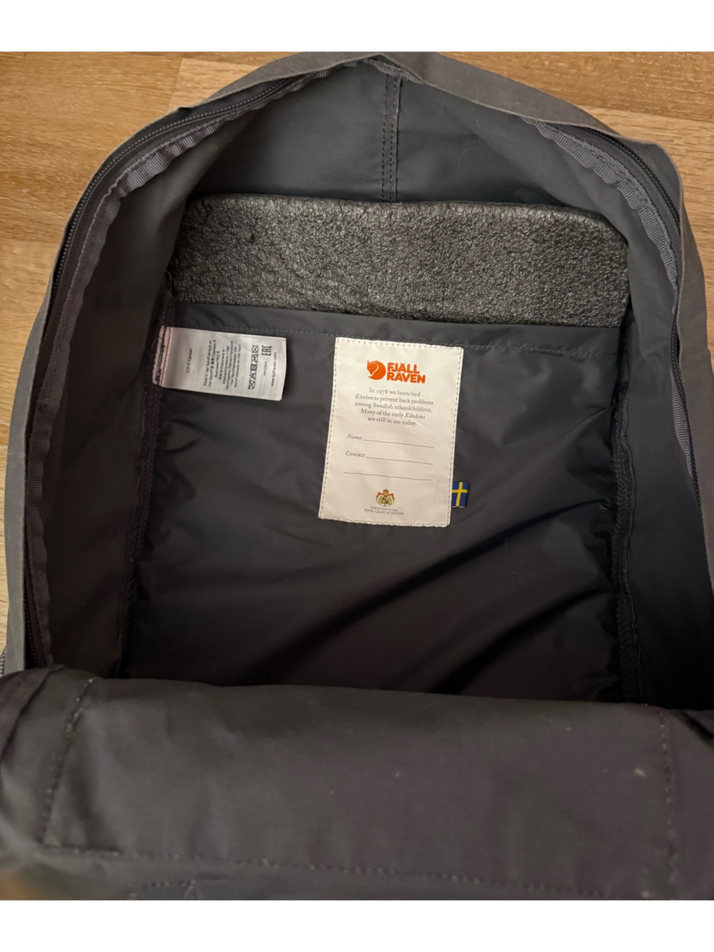 Fjallraven Kånken Classic Backpack - Gray - Picture 7 of 7